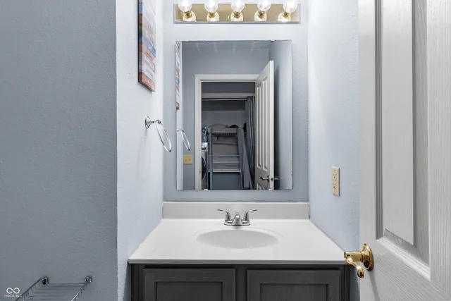 $325,000 | 1208 Rotherham Lane, Beech Grove, IN 46107