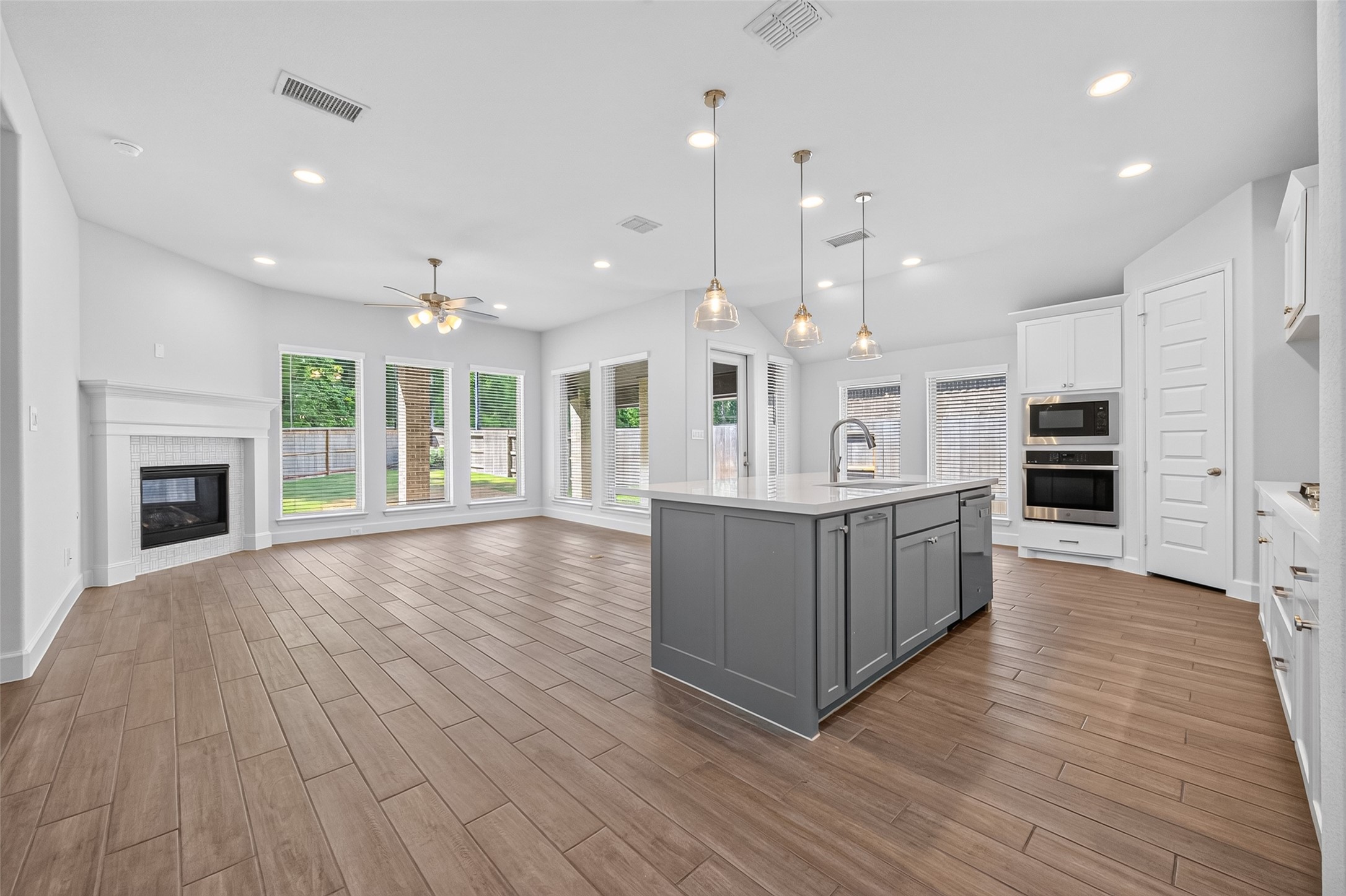 232 West Netleaf Court Montgomery, TX 77316 - Photo 16 of 50