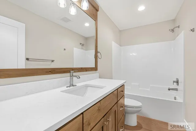 $1,260,000 | 2428 Virlow Street, Idaho Falls, ID 83401