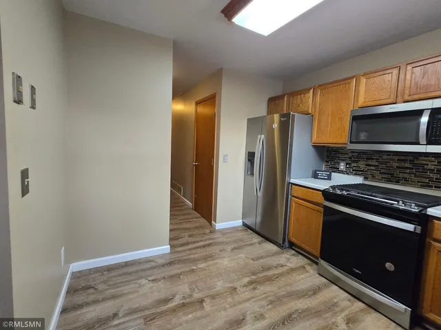 $2,700 | 614 19th Avenue South, Minneapolis, MN 55454