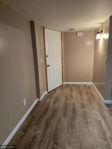 $2,700 | 614 19th Avenue South, Minneapolis, MN 55454