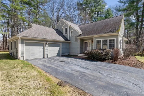 $845,900 | 34 Pickman Drive, Unit 34, Bedford, MA 01730