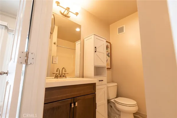 $2,475 | 327 3rd Street, Unit 7, Laguna Beach, CA 92651