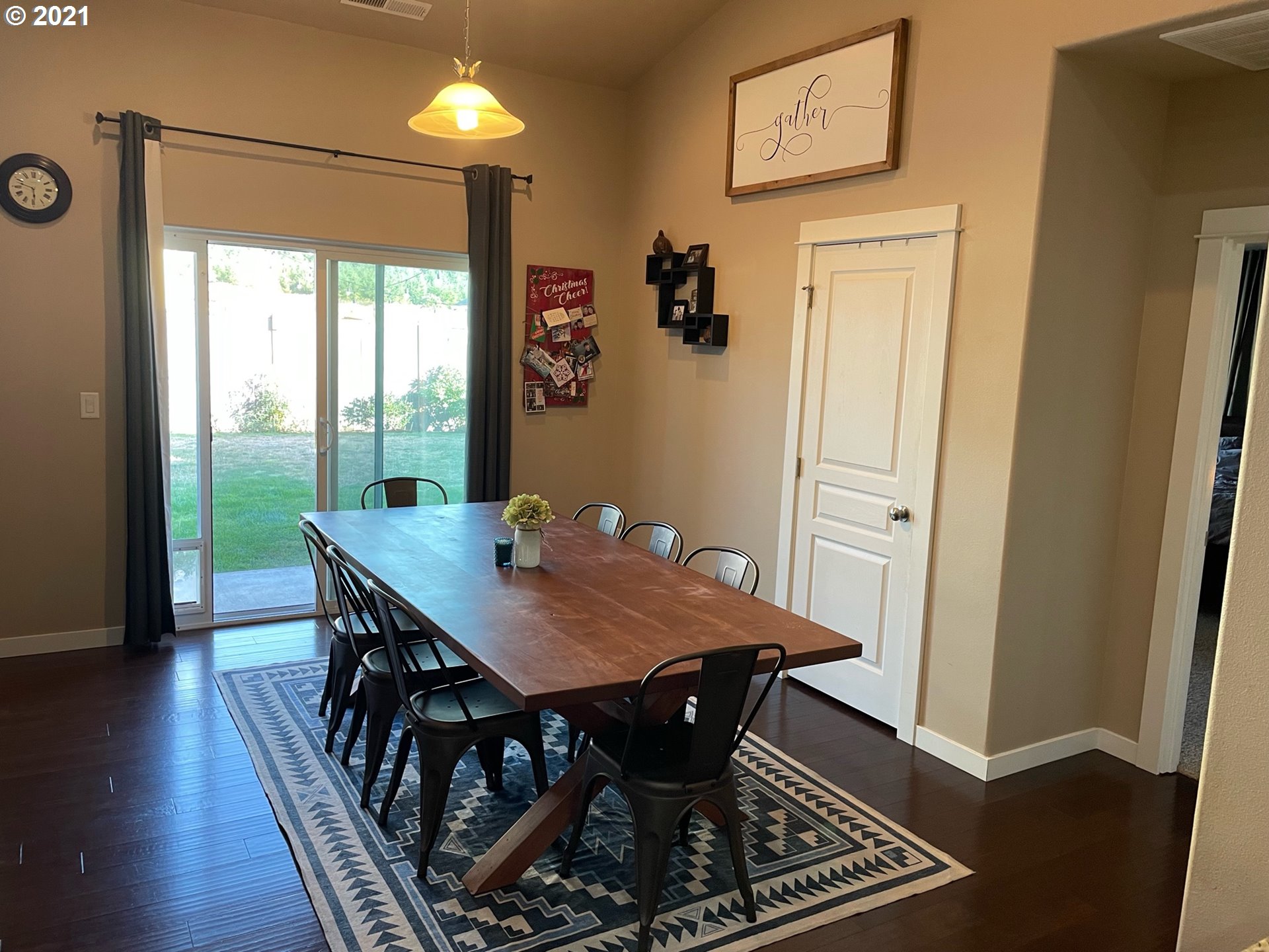 818 Ike Mooney Road Northeast Silverton, OR 97381 - Photo 5 of 31 Gallery Image 5