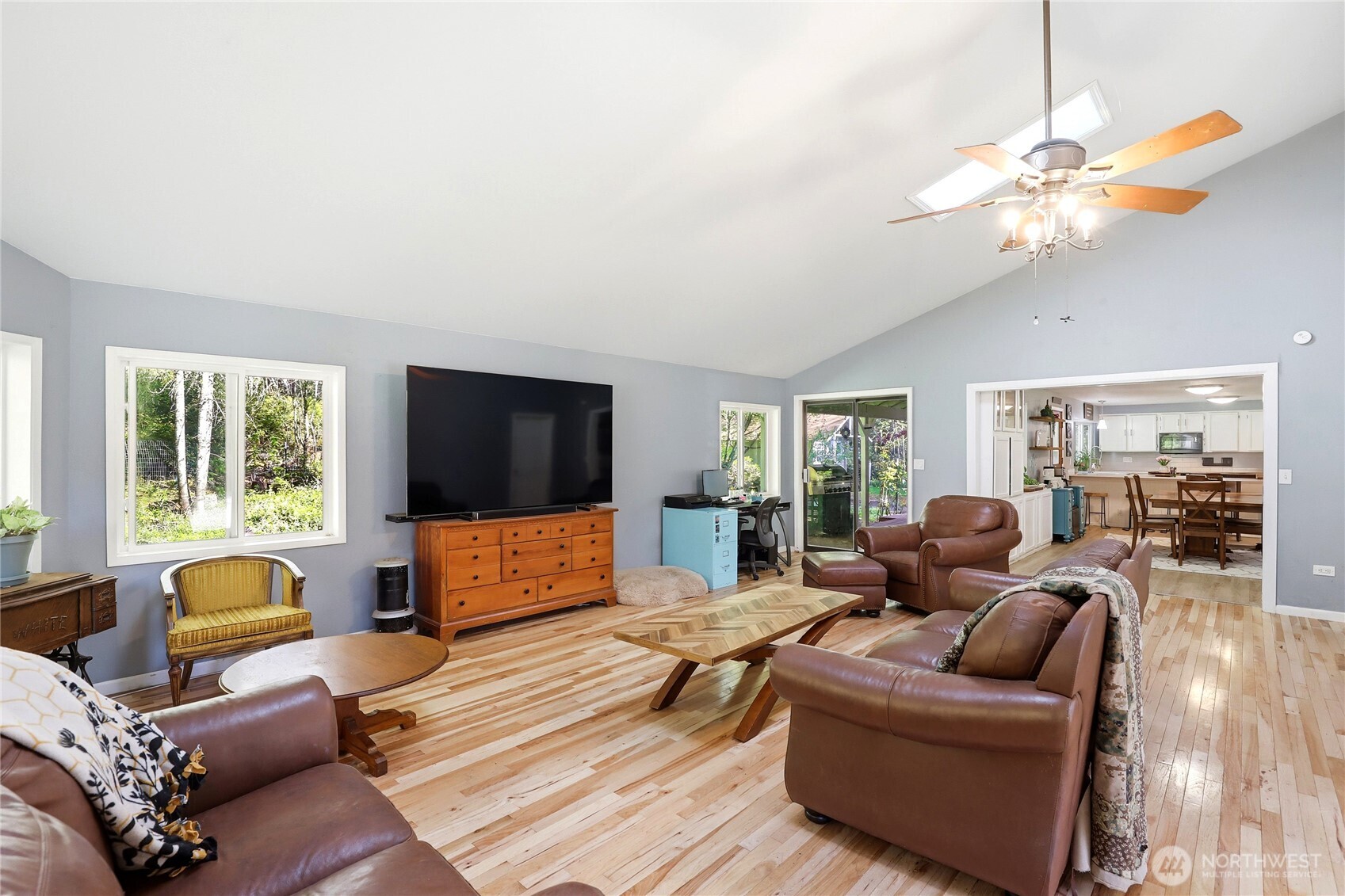7684 Phillips Road Southeast Port Orchard, WA 98367 - Photo 16 of 40 Gallery Image 16