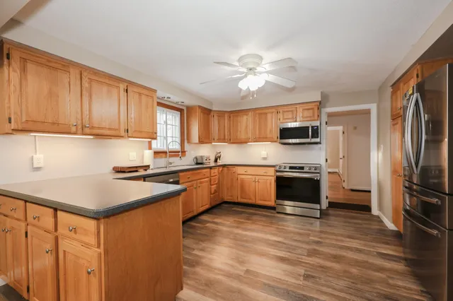 $625,000 | 135 Pepperidge Drive, Manchester, NH 03103