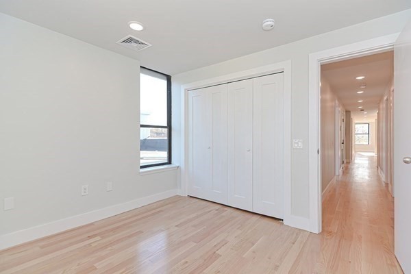 1674 Beacon Street, Unit 2 Brookline, MA 02445 - Photo 23 of 42