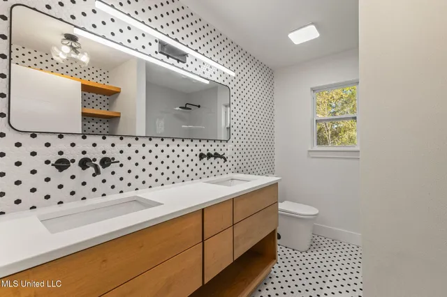 $350,000 | 446 Liberty Road, Picayune, MS 39466