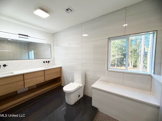 $350,000 | 446 Liberty Road, Picayune, MS 39466