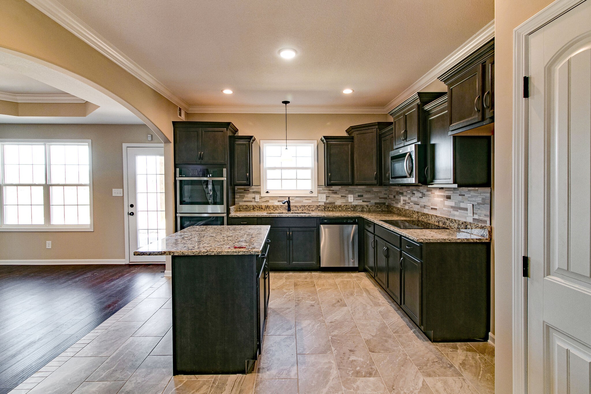 273 Elwell Road Clarksville, TN 37042 - Photo 11 of 31