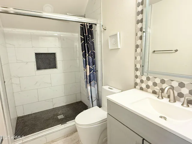 $3,495 | 1432 South Apache Drive, Chandler, AZ 85286