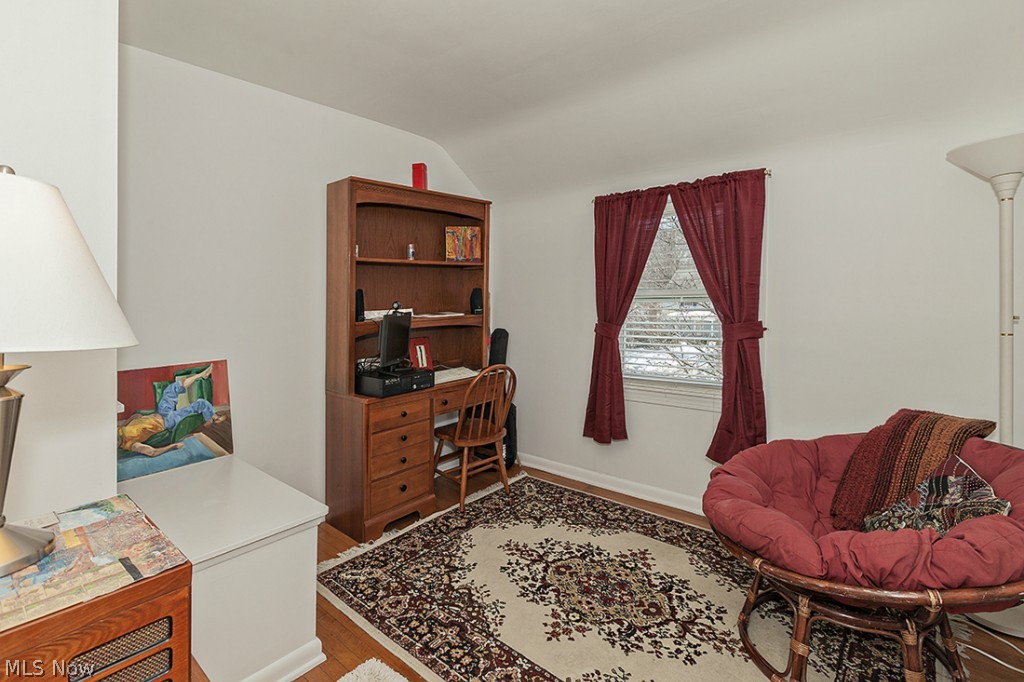 1029 Professor Road Cleveland, OH 44124 - Photo 10 of 25