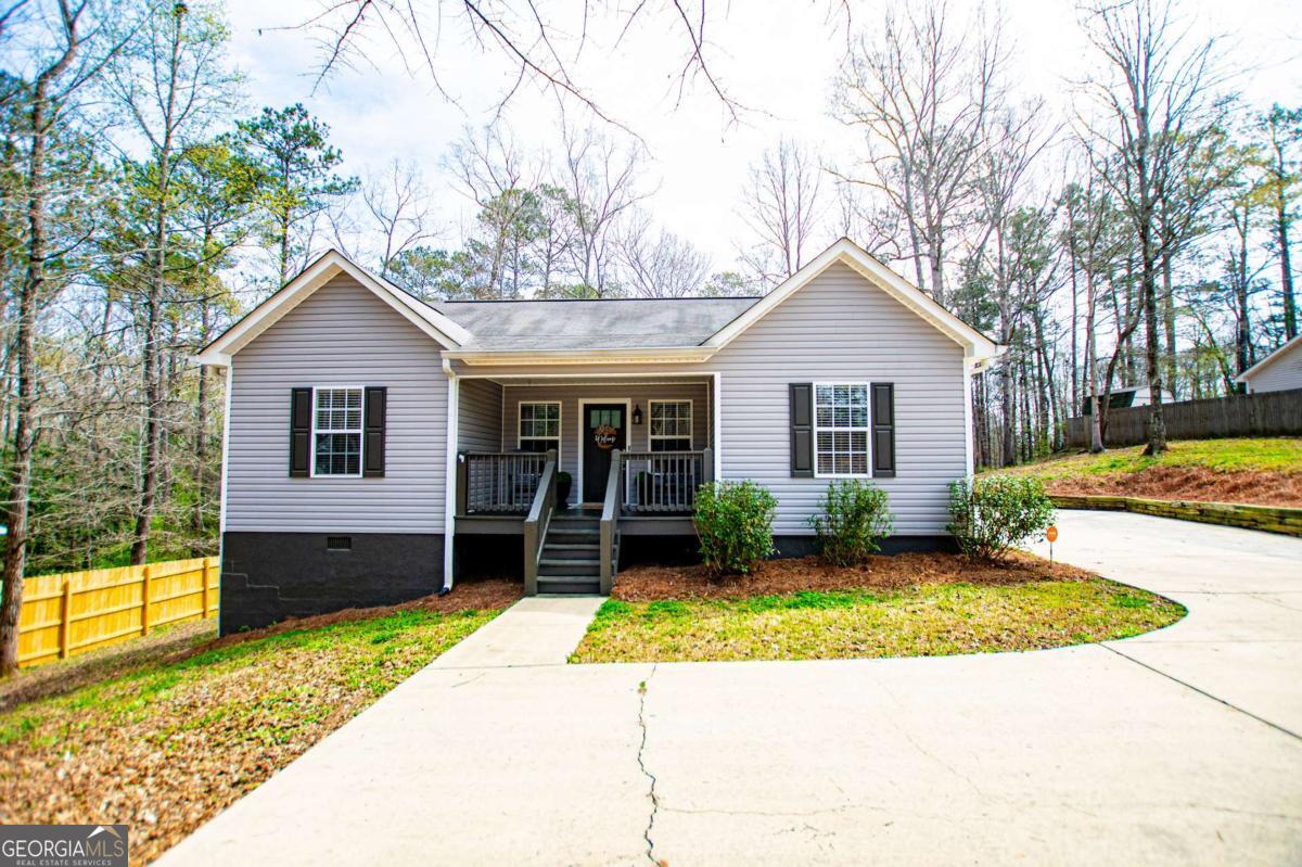 212 Hillcrest Road Heflin, AL 36264 - Photo 2 of 51