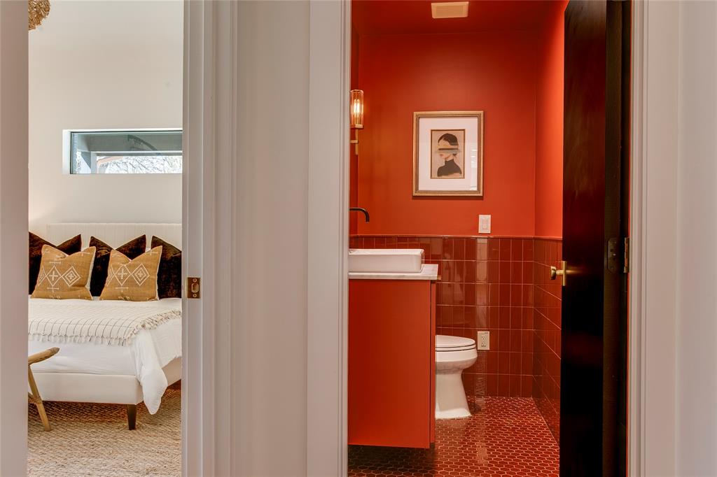 406 South Ravinia Drive Dallas, TX 75211 - Photo 17 of 37