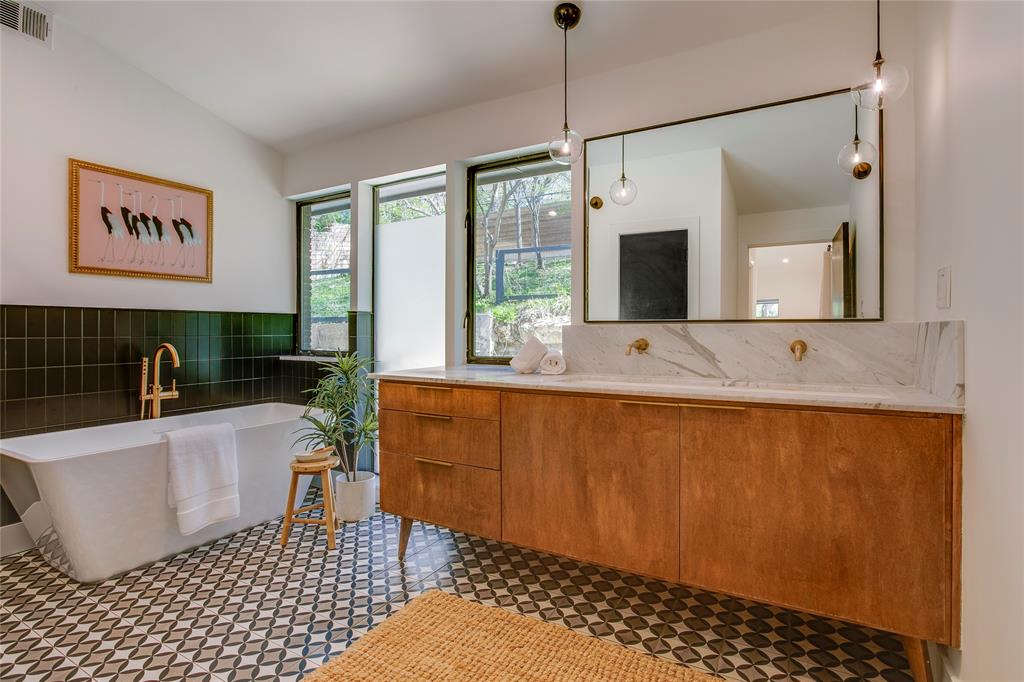 406 South Ravinia Drive Dallas, TX 75211 - Photo 22 of 37