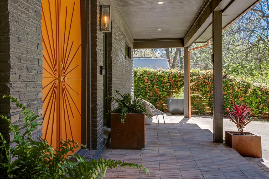 406 South Ravinia Drive Dallas, TX 75211 - Photo 3 of 37