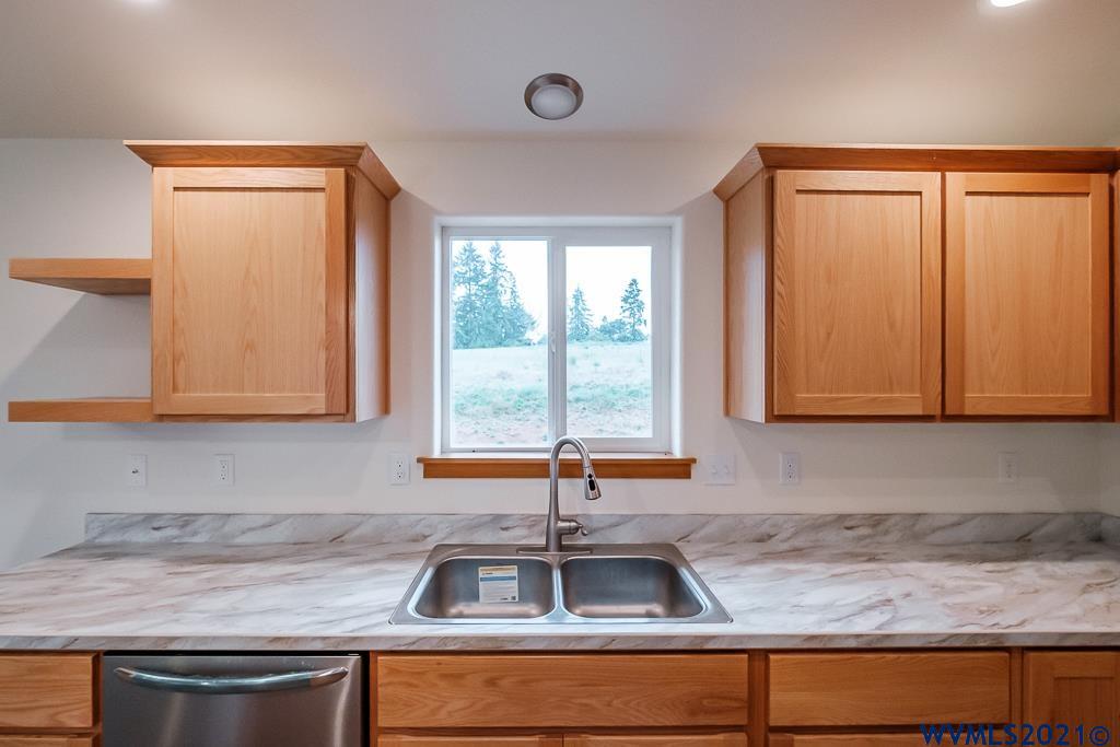 32182 Bellinger Road Lebanon, OR 97355 - Photo 11 of 24