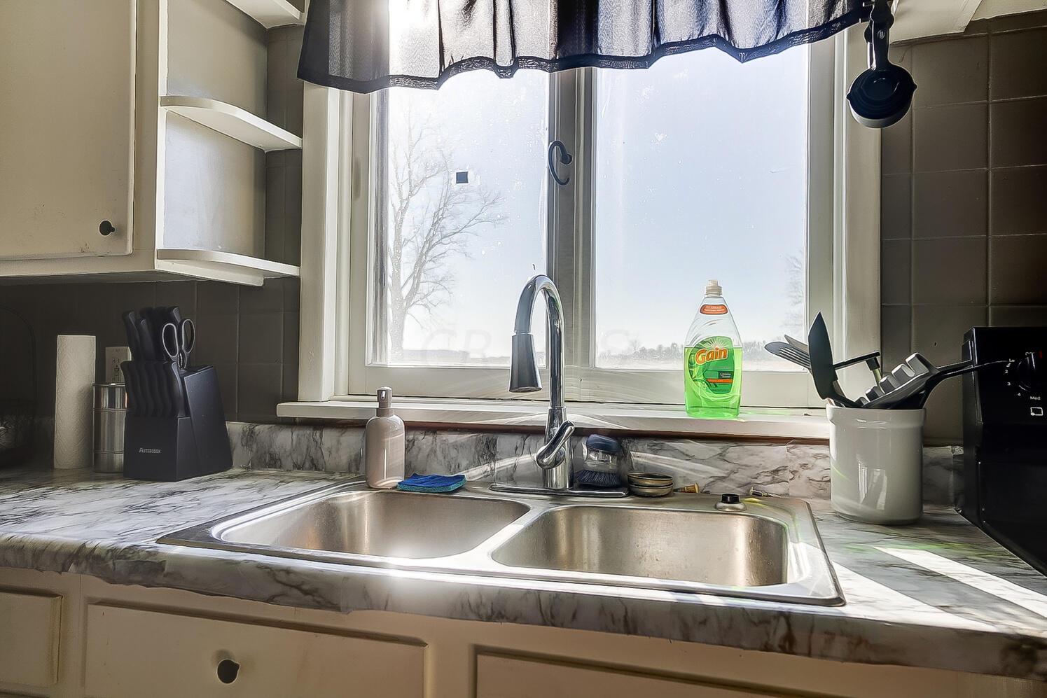 8583 Hudson Road Orient, OH 43146 - Photo 12 of 45 50044346-014