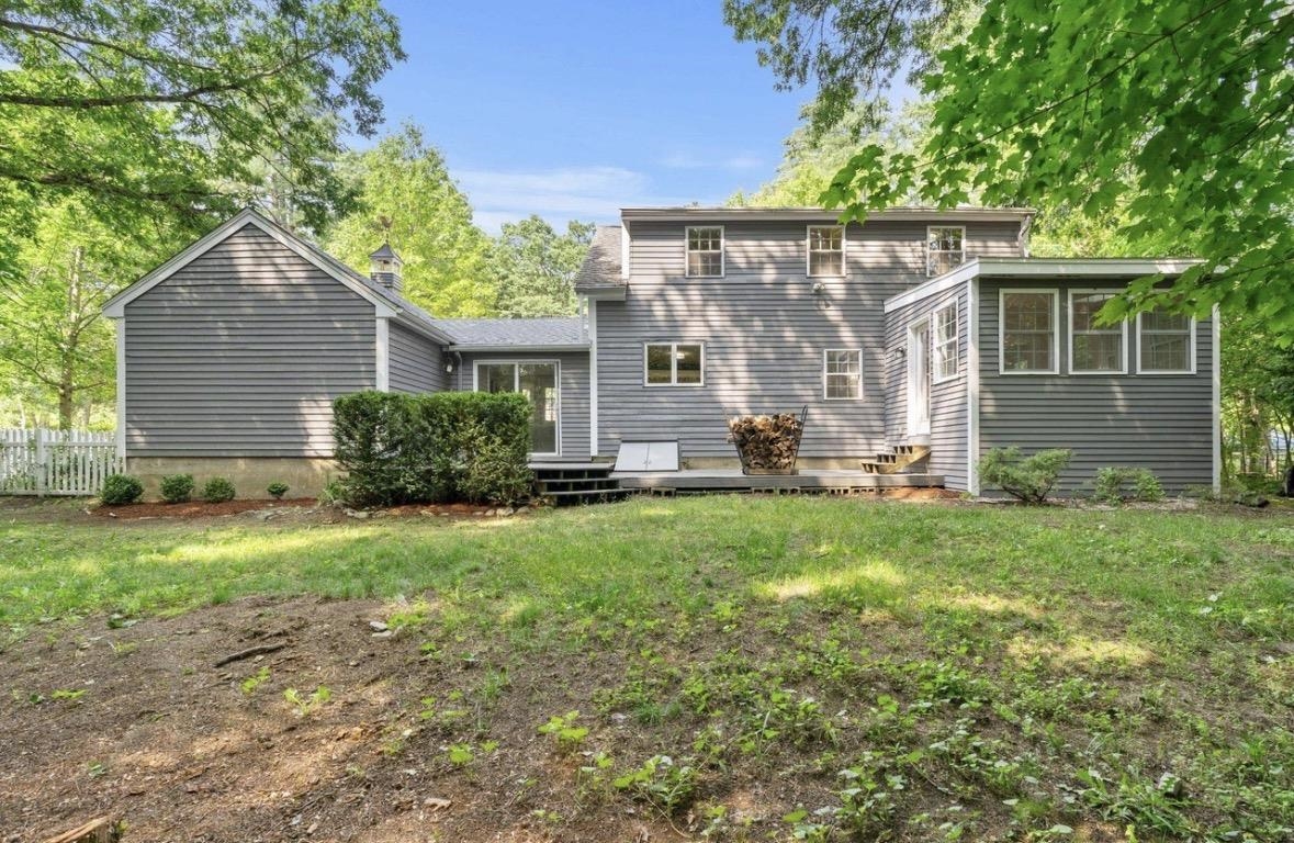 166 Turkey Hill Road Merrimack, NH 03054 - Photo 3 of 3