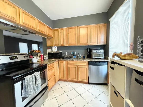$3,900 | 25 Sudan Street, Unit 1, Boston, MA 02125