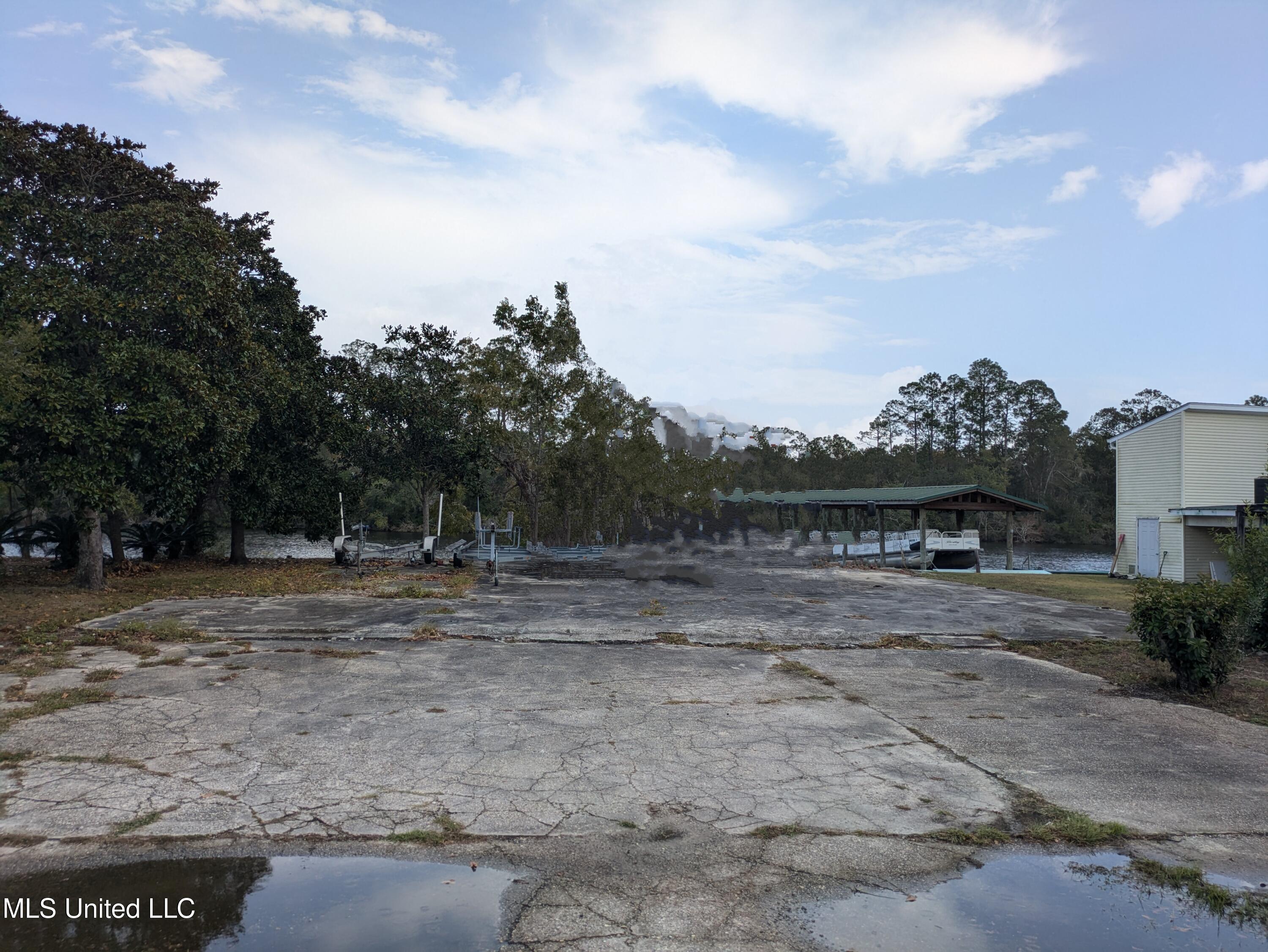 15110 Chickasaw Road Kiln, MS 39556 - Photo 3 of 5 1000000640