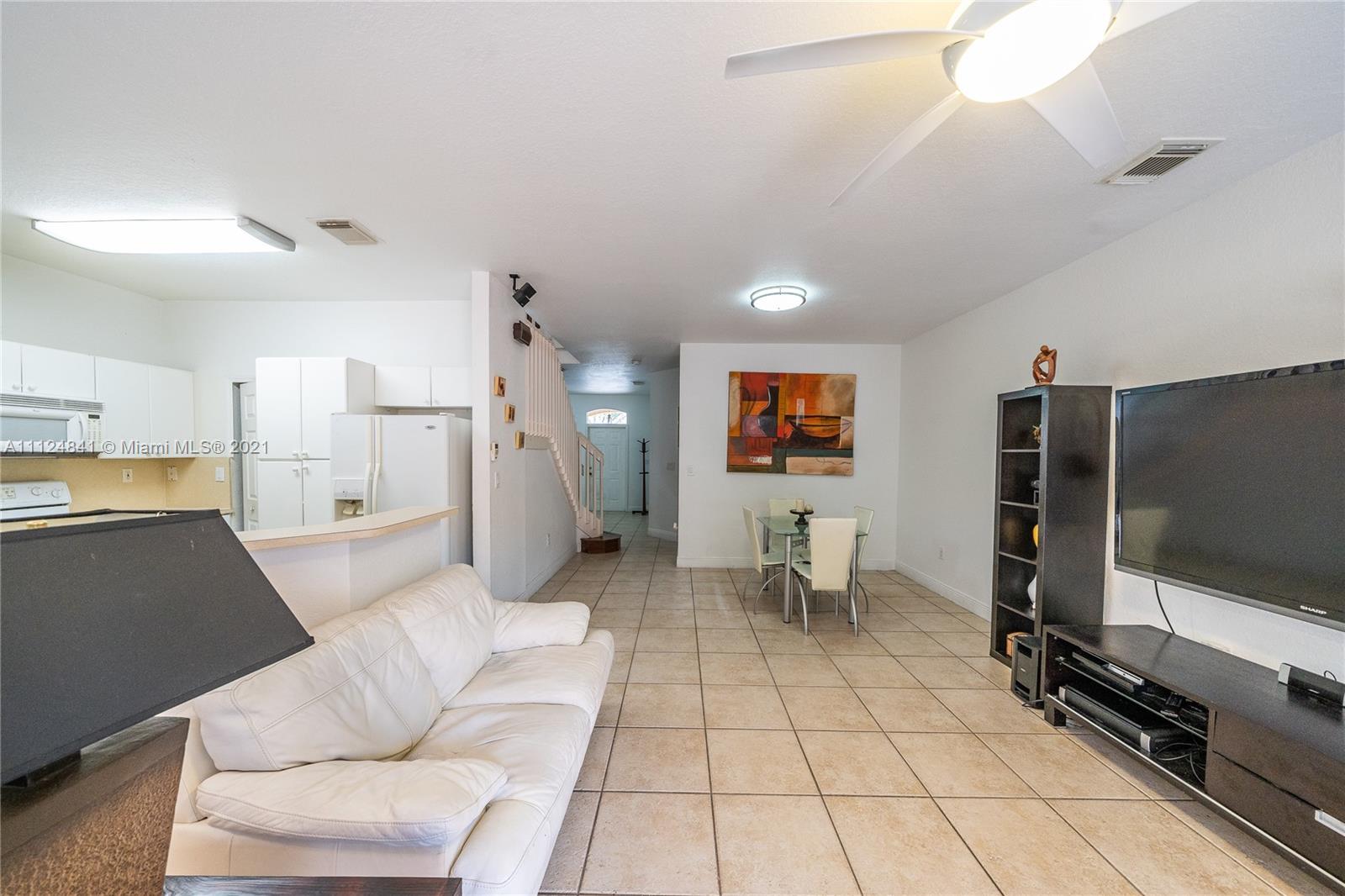 979 Southwest 154th Path Miami, FL 33194 - Photo 18 of 40 Gallery Image 18