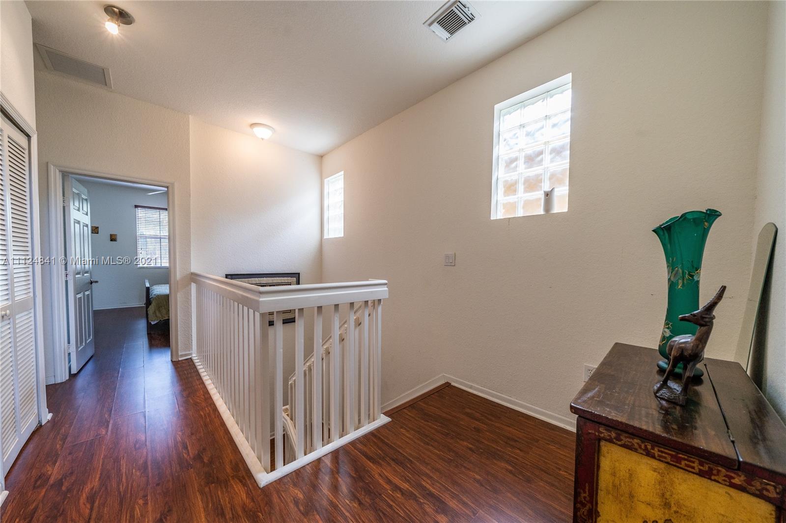 979 Southwest 154th Path Miami, FL 33194 - Photo 25 of 40 Gallery Image 25