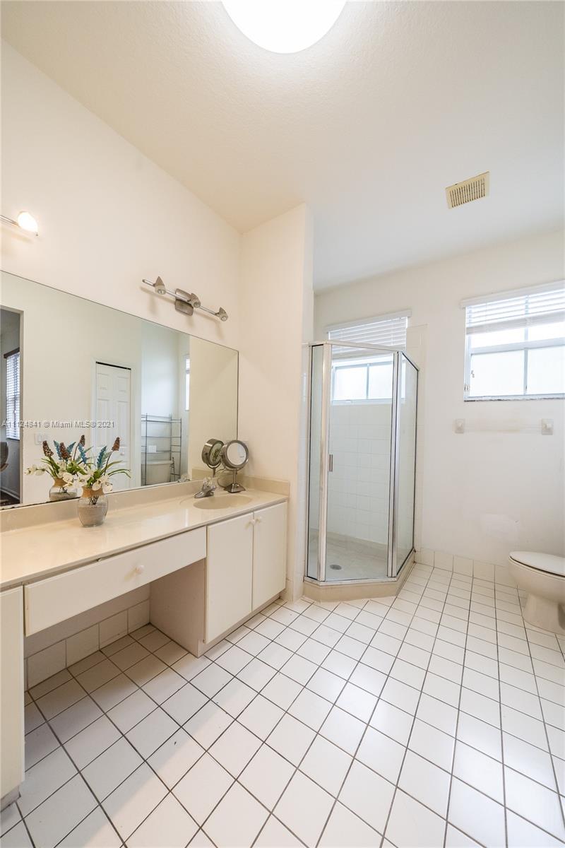 979 Southwest 154th Path Miami, FL 33194 - Photo 33 of 40 Gallery Image 33