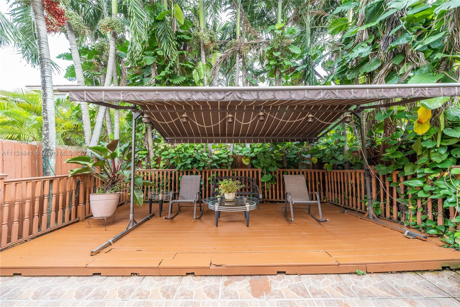 979 Southwest 154th Path Miami, FL 33194 - Photo 37 of 40 Gallery Image 37