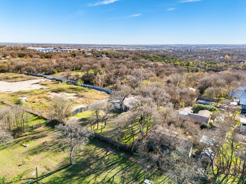 5610 Hudson Street Austin, TX 78721 - Photo 16 of 34 a view of a city