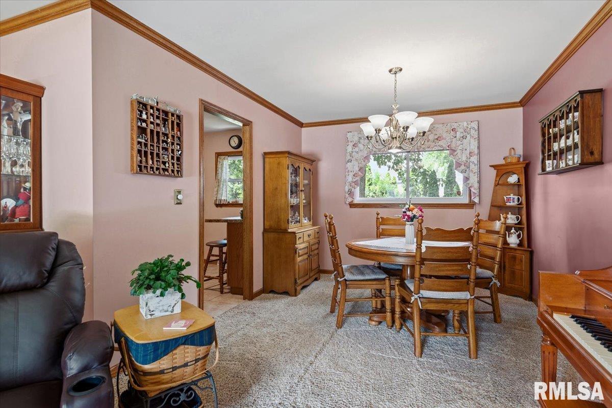62 North Oxford Road Springfield, IL 62702 - Photo 7 of 36