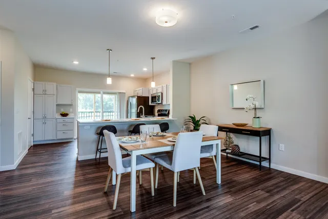 $389,900 | 2674 Notre Dame Drive, Unit 707, Fitchburg, WI 53711