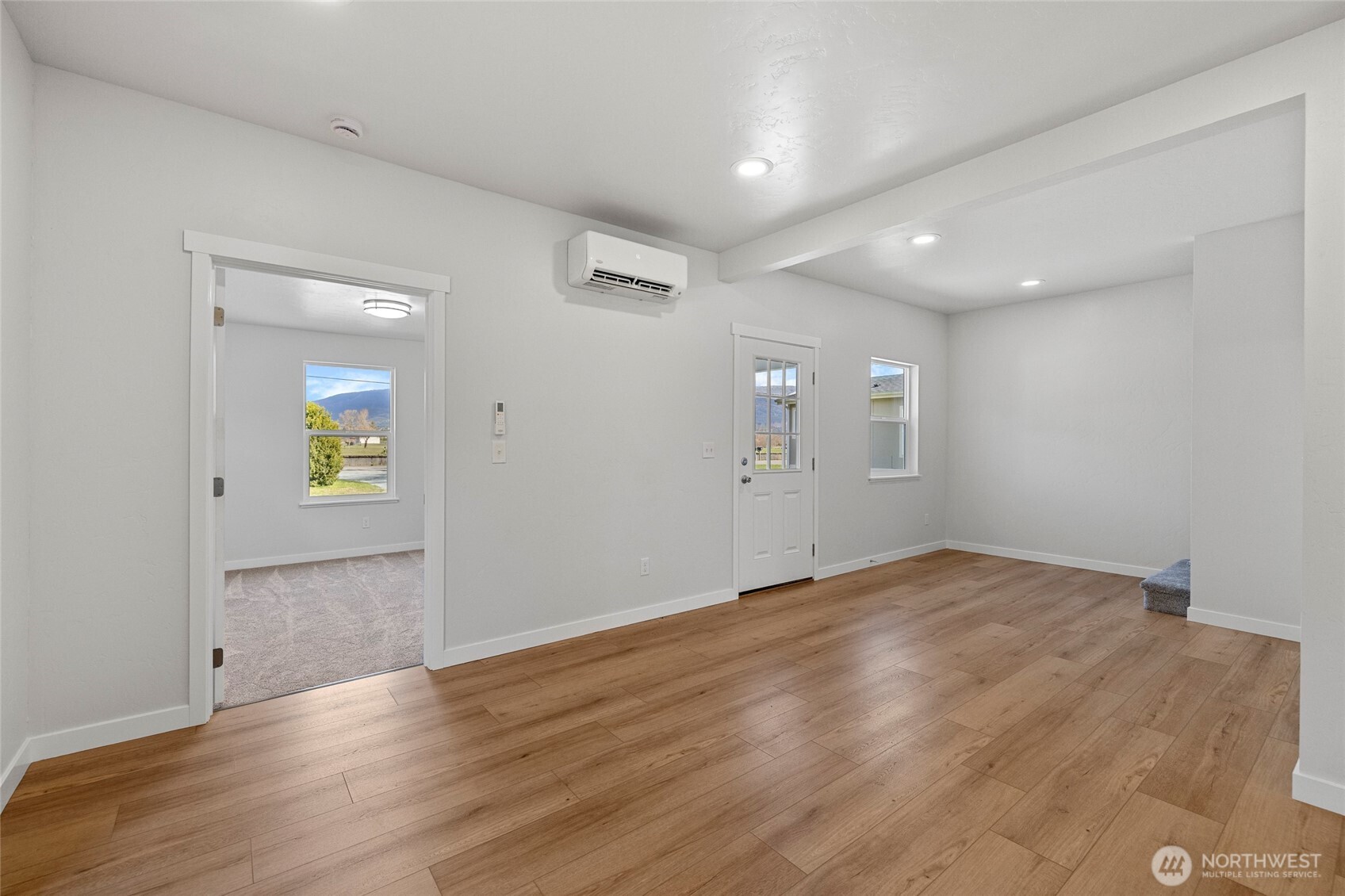 24578 Wicker Road Sedro-Woolley, WA 98284 - Photo 11 of 40