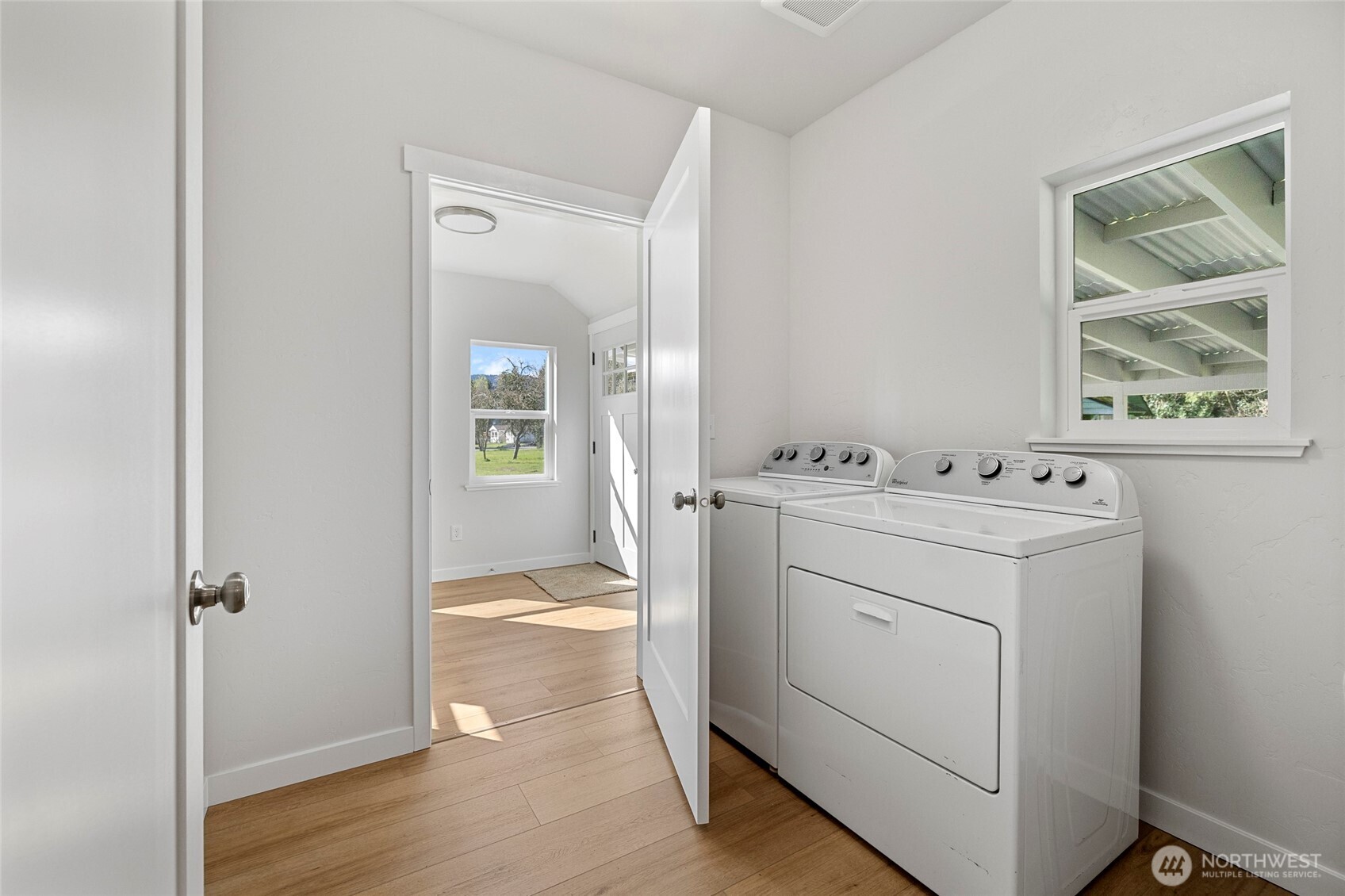 24578 Wicker Road Sedro-Woolley, WA 98284 - Photo 18 of 40