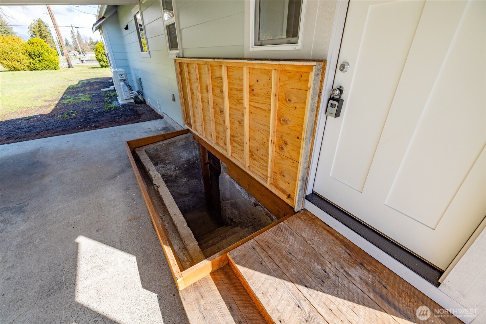 24578 Wicker Road Sedro-Woolley, WA 98284 - Photo 23 of 40