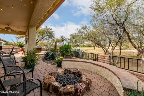 $450,000 | 2703 East Glen Canyon Road, Green Valley, AZ 85614