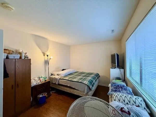 $144,900 | 6412 84th Court North, Brooklyn Park, MN 55445