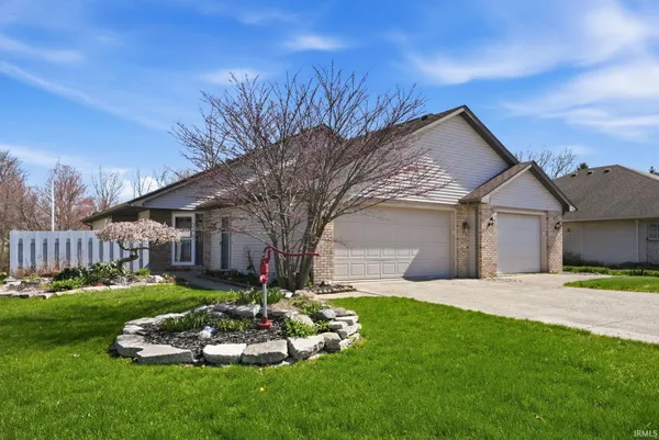 $219,900 | 11612 Yellowstone Trail, Harlan, IN 46743