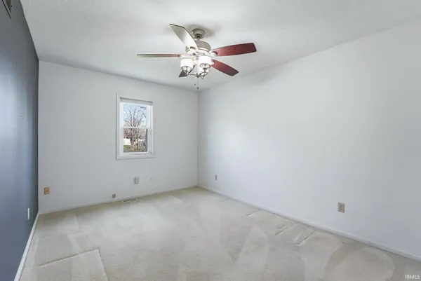 $219,900 | 11612 Yellowstone Trail, Harlan, IN 46743