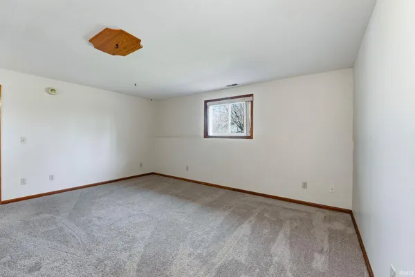 $219,900 | 11612 Yellowstone Trail, Harlan, IN 46743