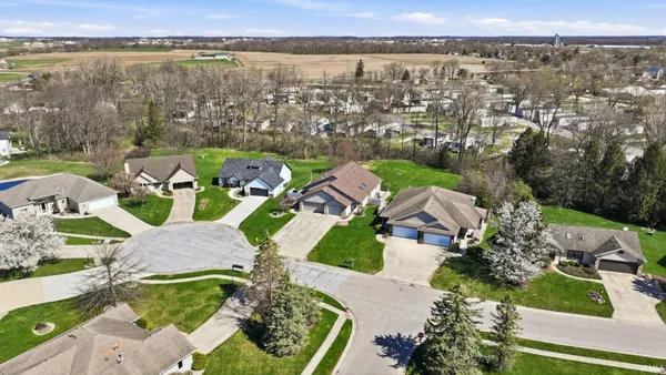 $219,900 | 11612 Yellowstone Trail, Harlan, IN 46743