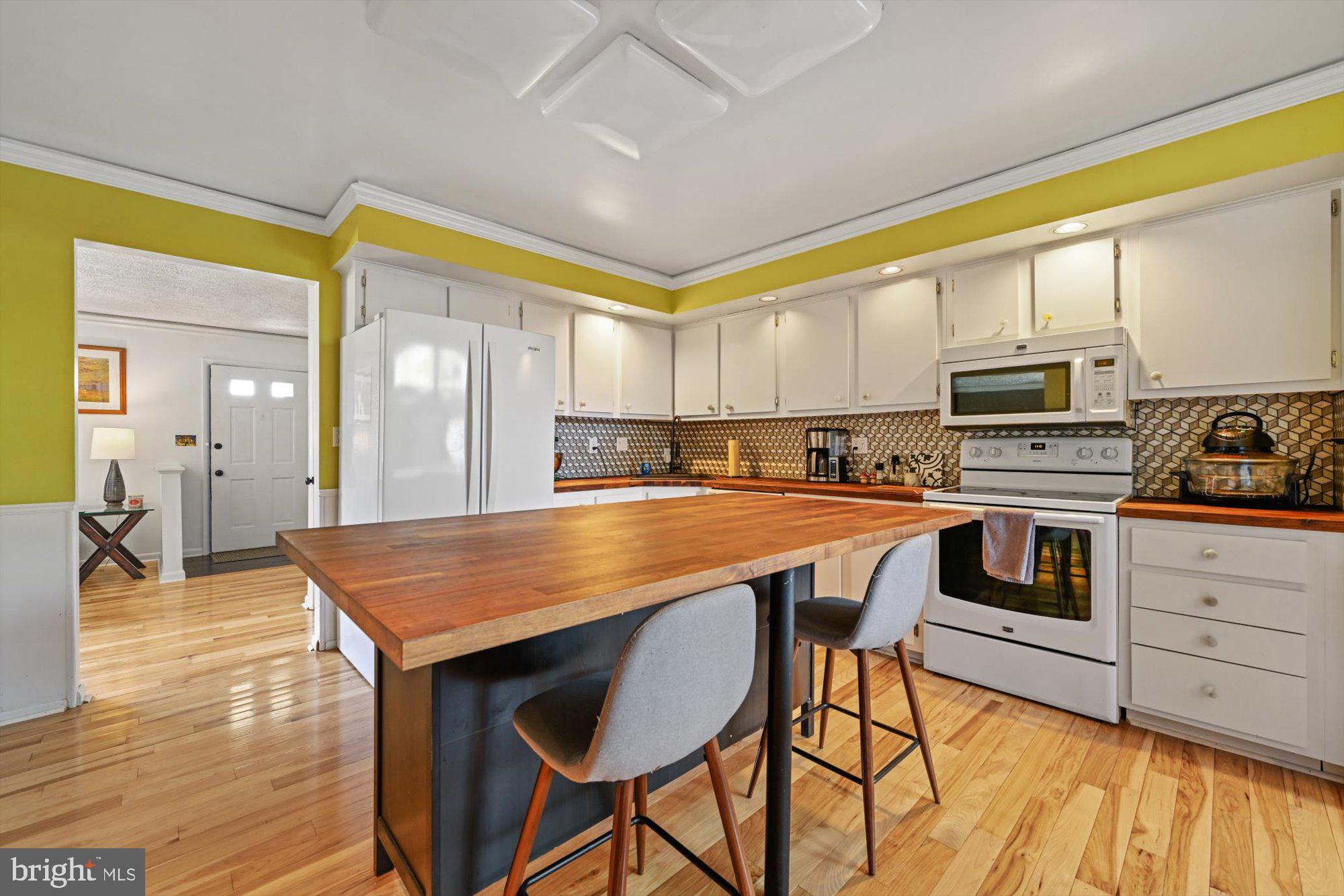 4014 Silvage Road Nottingham, MD 21236 - Photo 9 of 37