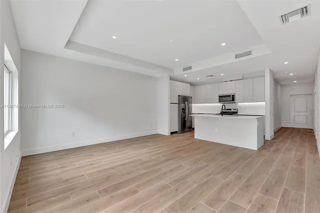 $646,000 | 1559 Northwest 94th Way, Unit 8, Coral Springs, FL 33071