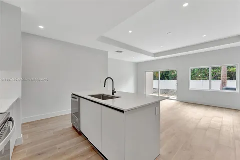 $646,000 | 1559 Northwest 94th Way, Unit 8, Coral Springs, FL 33071