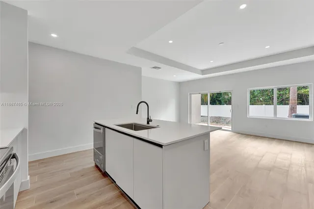 $646,000 | 1559 Northwest 94th Way, Unit 8, Coral Springs, FL 33071