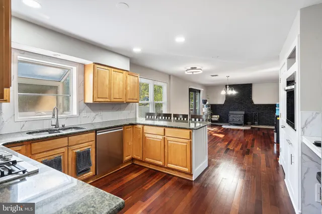 $584,000 | 1013 Chelsea Street, Forked River, NJ 08731