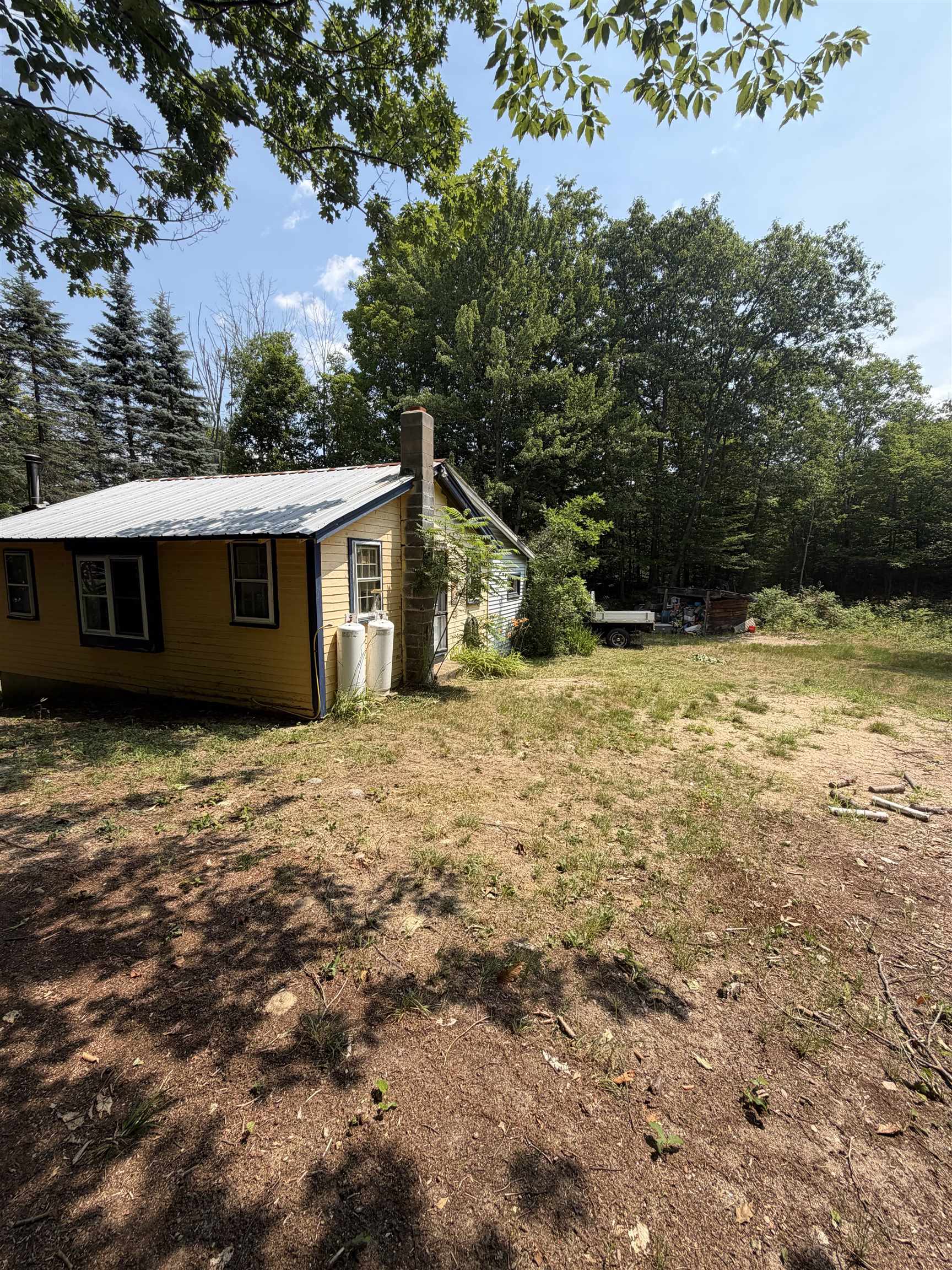 190 Whittier Road Tamworth, NH 03890 - Photo 3 of 9