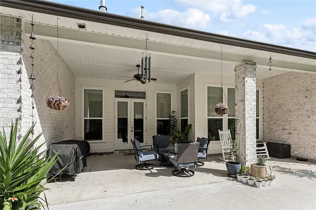 $575,000 | 2020 Cypress Tree Ct., Madisonville, LA 70447