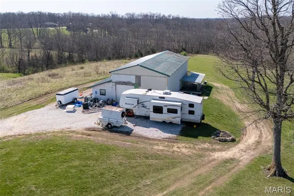 $425,000 | 101 Mcintyre Lane, Silex, MO 63377