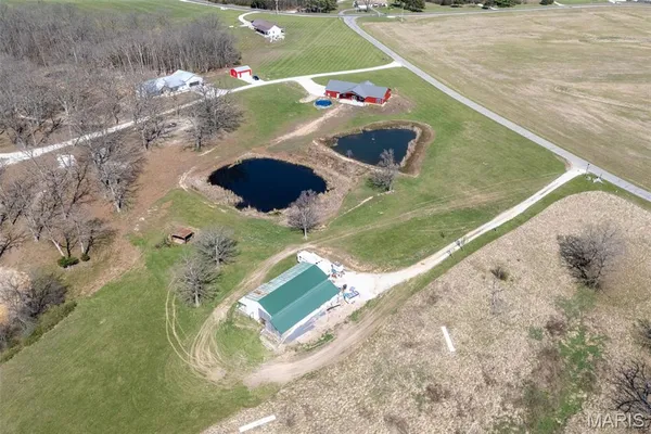 $425,000 | 101 Mcintyre Lane, Silex, MO 63377